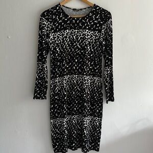 Marimekko black and white Suveen Tricot long sleeved jersey dress size small